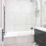 Chic 3-bed House Near 3arena & Bord Gais Theatre アパート *