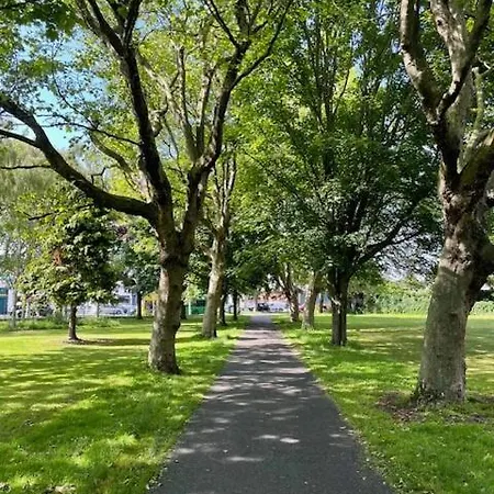 Chic 3-bed House Near 3arena & Bord Gais Theatre Apartment Dublin